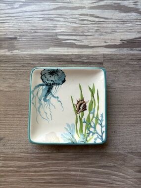 Coastal Ceramic Trinket Dish with Jellyfish and Shell Motif